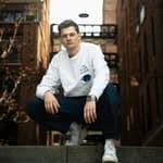 Benjamin van Bavel (@bendigginsdj)