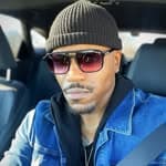 Julian Vaughn (@julianvaughnmusic)
