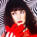 Star Eyes / Vivian Host (@stareyezzz)
