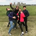 Straight Arrows (@straightarrows)