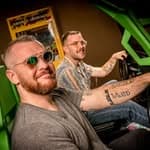 The Floozies (@flooziesduo)
