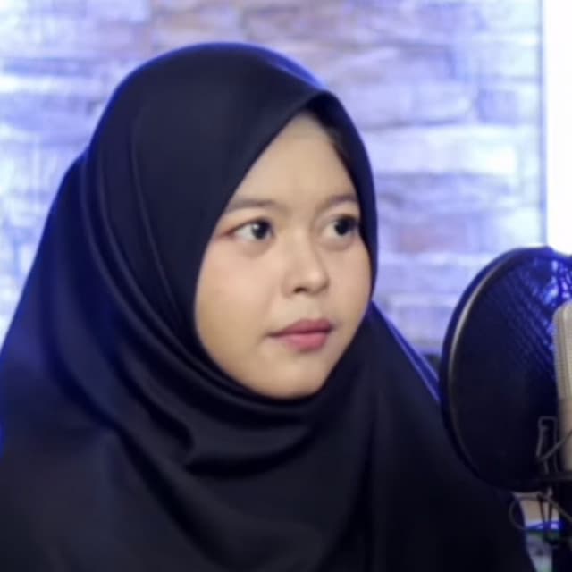 Aiza TeeSof