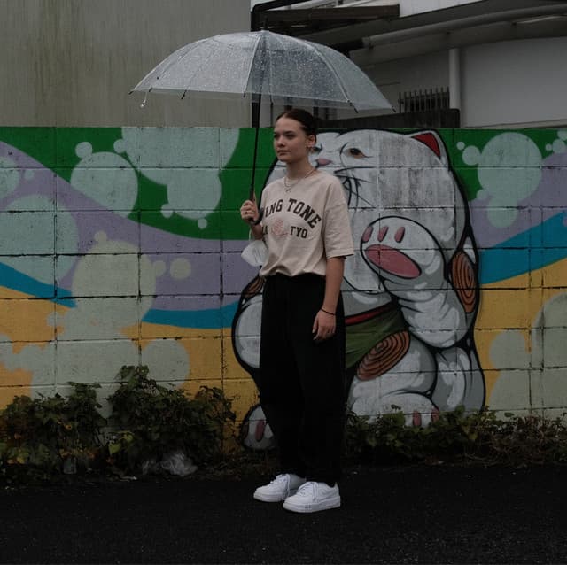 Aki Ella