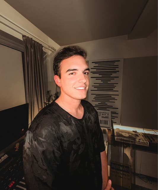 Alenn H