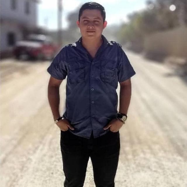 Alex González