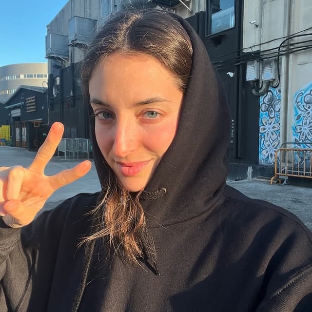 ALEXXANDRA