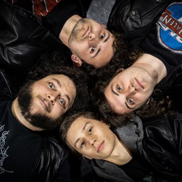 AMH