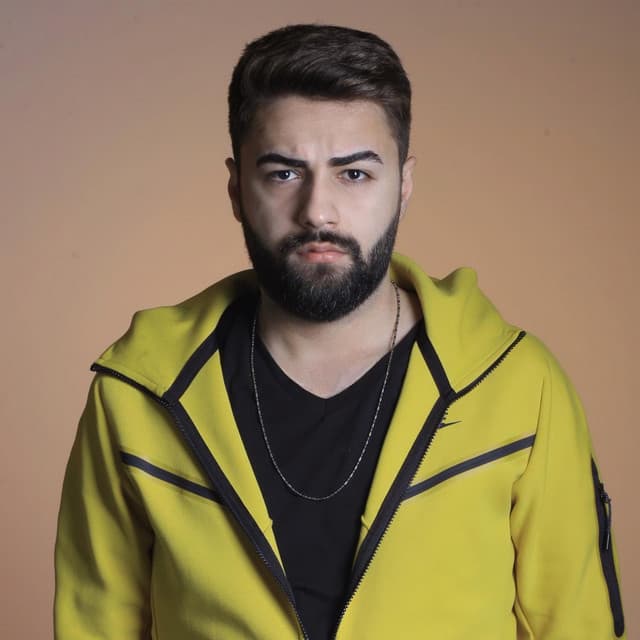 Armağan Oruç