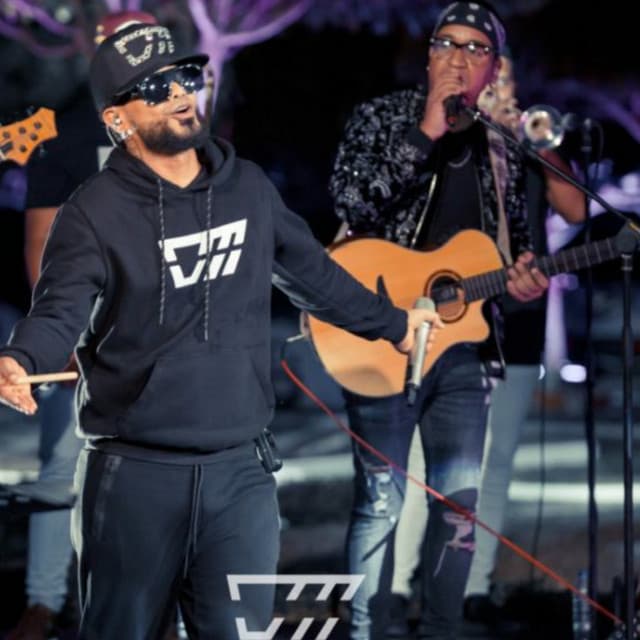 Banda 111