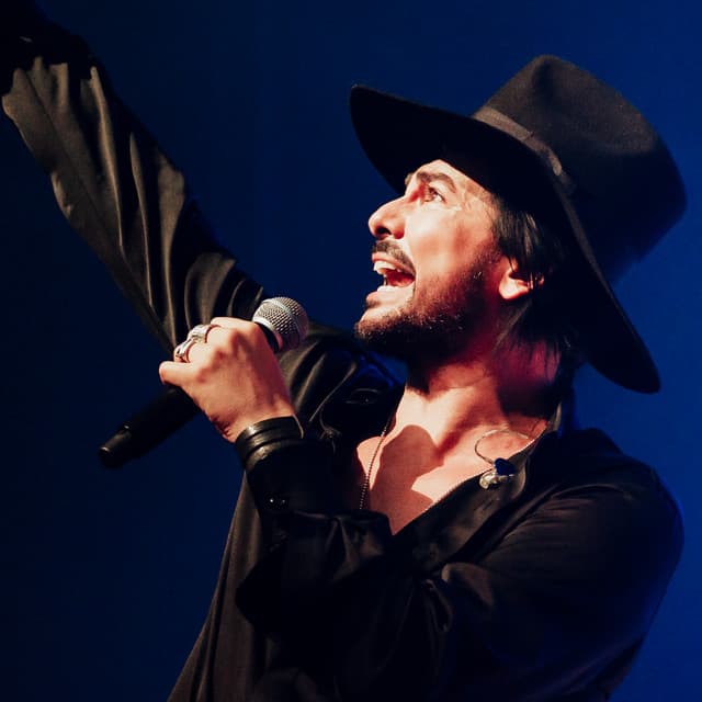 Beto Cuevas