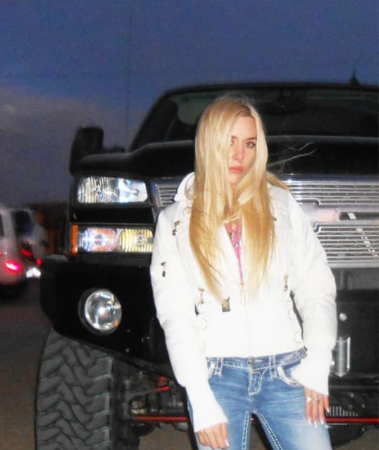 Cowgirl Clue