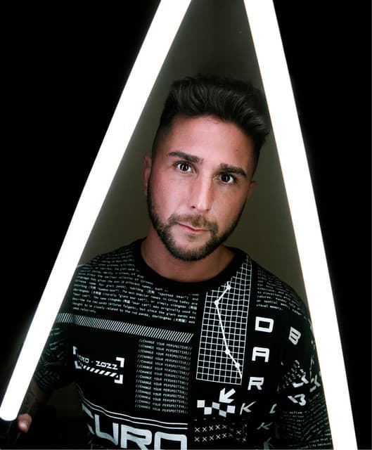 DJ Agustin saintout