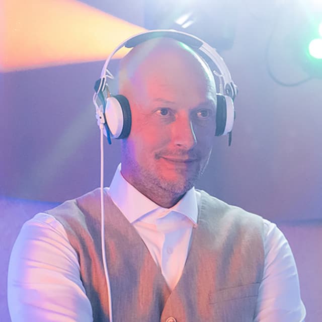 Dj Marlon