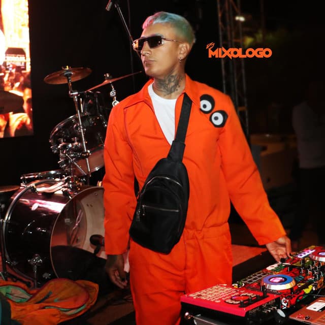 Dj Mixologo