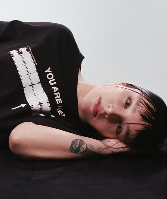 Ela Minus