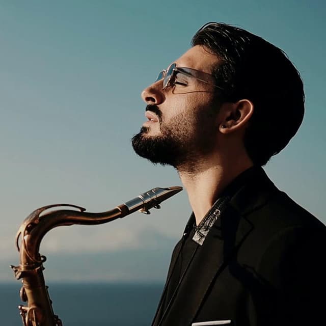 Enzo Buonaurio Sax