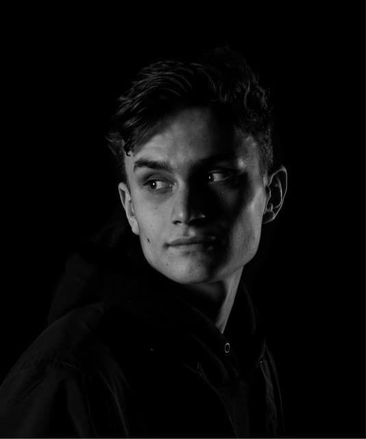 Harry Bolton