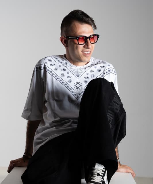 Leo Gira