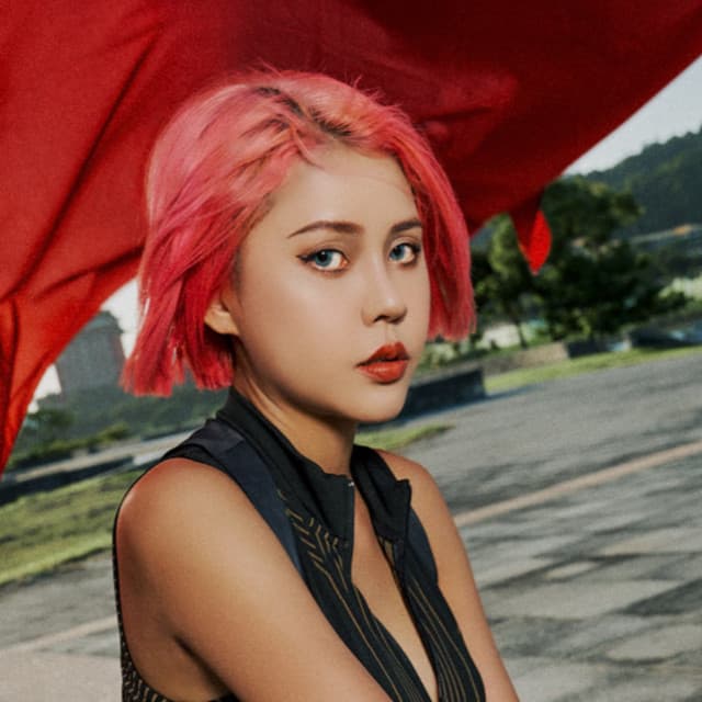 盧栗莉