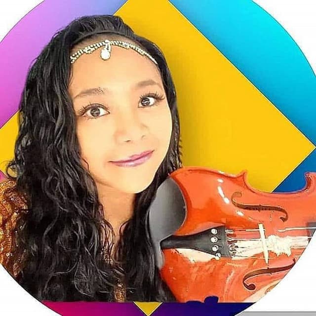 Margarita Solache Violinista