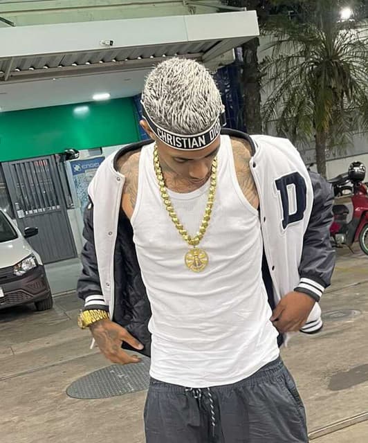 MC Theuzyn
