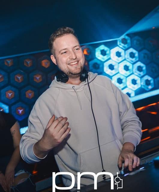 Mike Van Dee