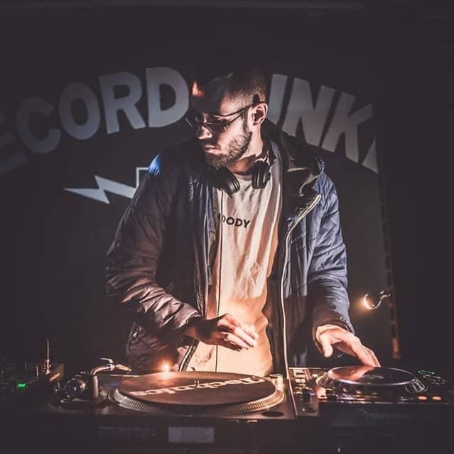 Moody (UK)