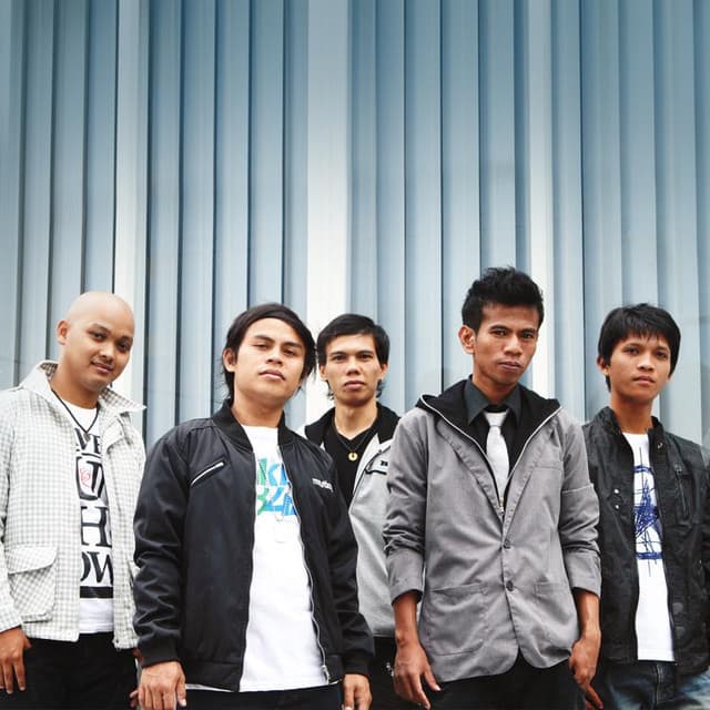 Motif Band