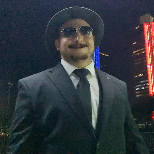 Mücahit Yüce