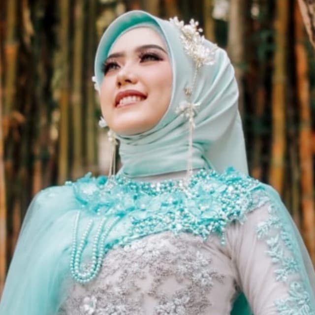 Nabila Elok Hisbiyyah