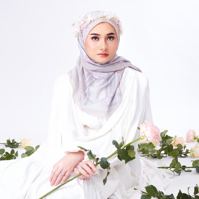 Nadzira Shafa