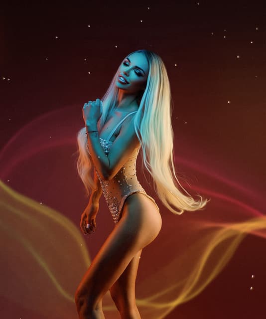 Nicki Queen