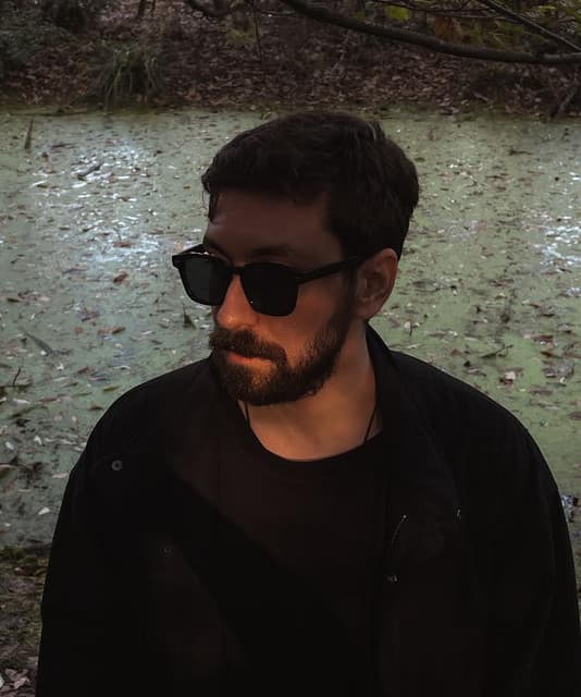 Nima Sarshar
