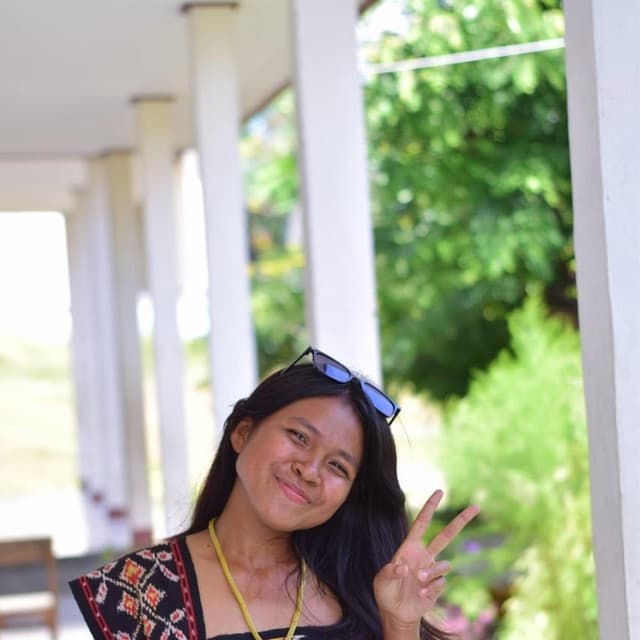 Nongki Teti