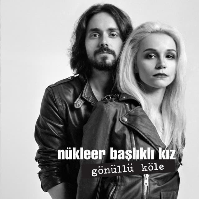 Nükleer Başlıklı Kız