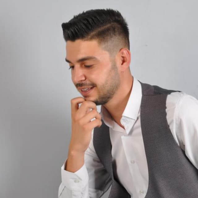 Oğuzhan Ünlü