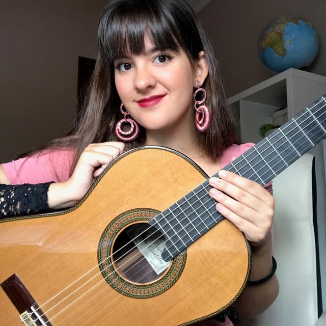 Paola Hermosín