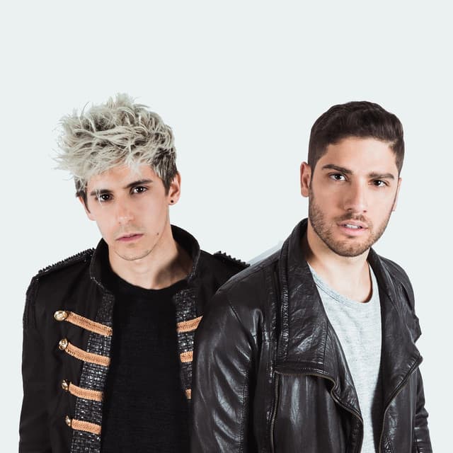 Paris & Simo