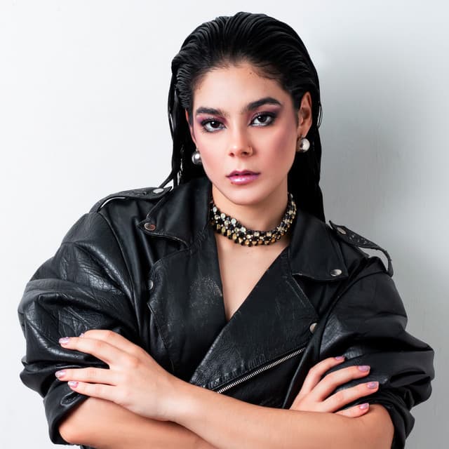 Paula Martin