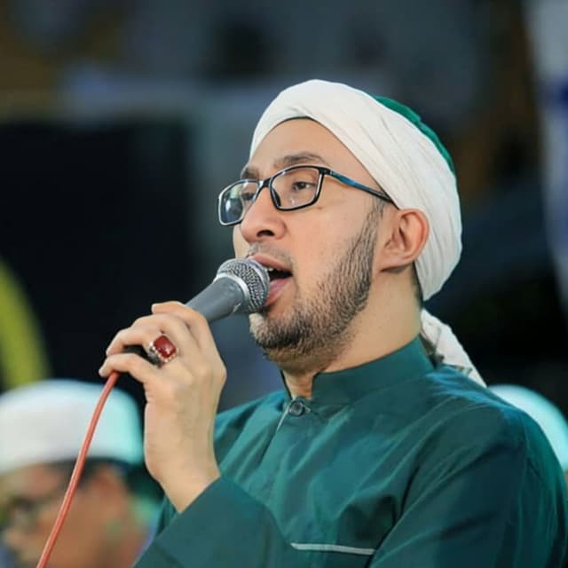 PECINTA AZ ZAHIR