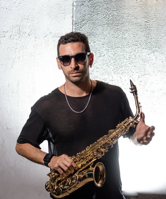 Renzo Cintas