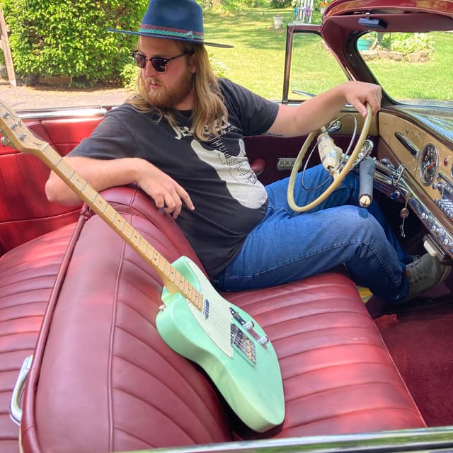 Saff & the Hinge Knockers