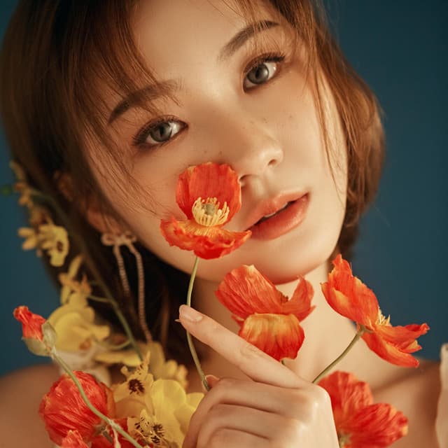 Selina Hua
