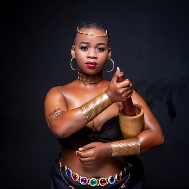 Siphesihle Skhakhane