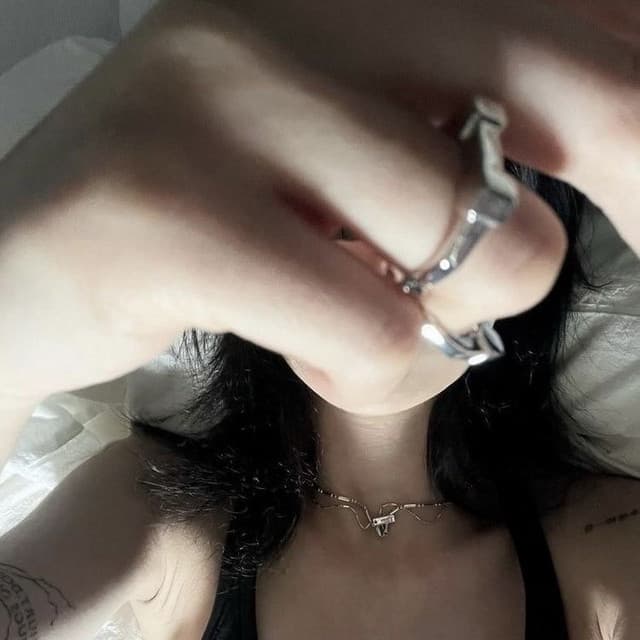 SL4¥D