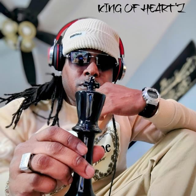 Solo Artist Saxx