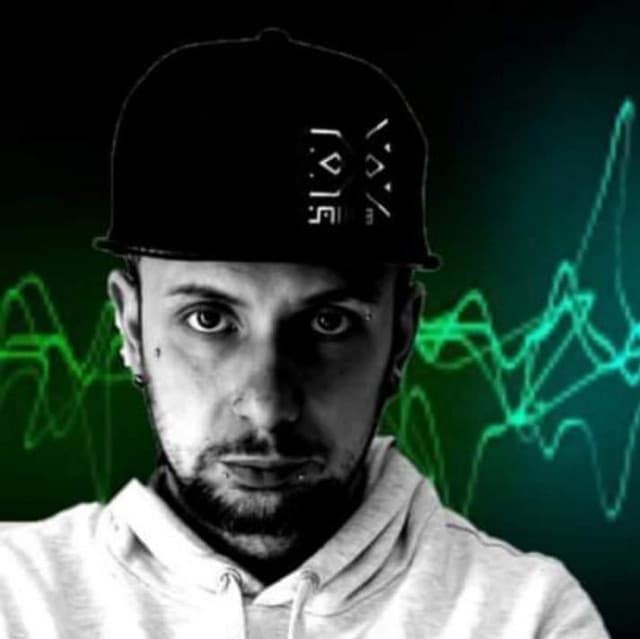 Symoz Dj