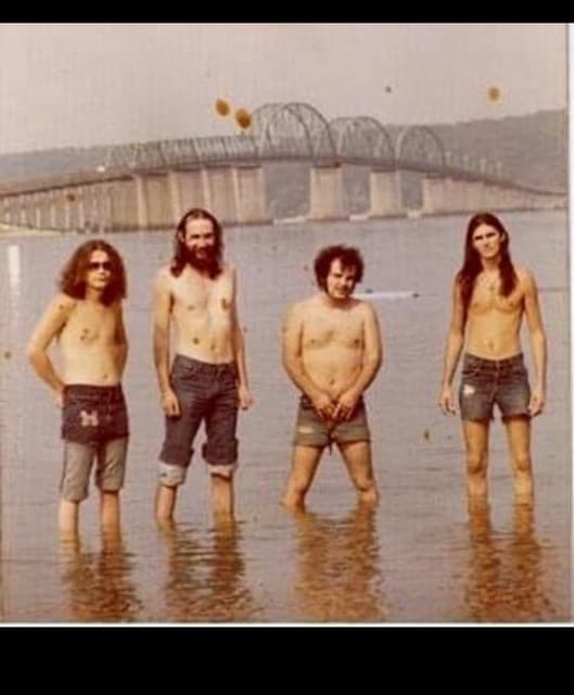 Tennessee River Crooks