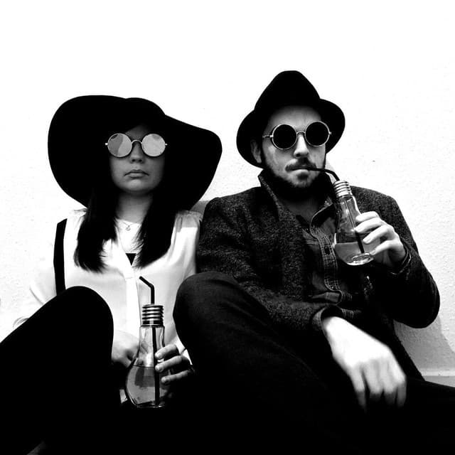 The Notorious Lightbulbs