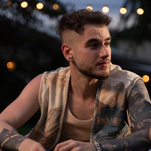 Theo Zeciu